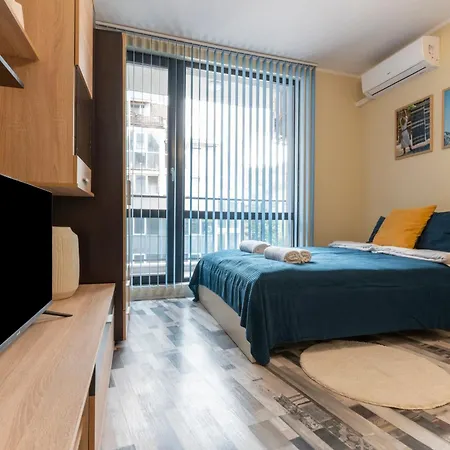 Apartment Urban Escape ①