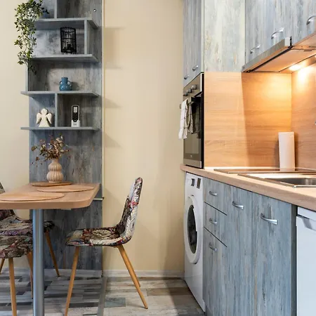 Apartment Urban Escape ①